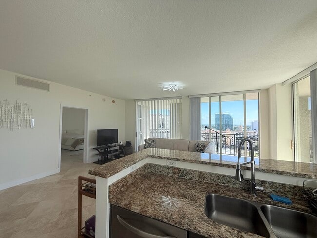 Building Photo - 550 Okeechobee Blvd