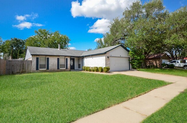 Building Photo - 17323 Glenpatti Dr