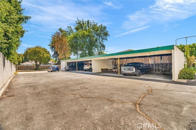 Building Photo - 5828 Whitsett Ave