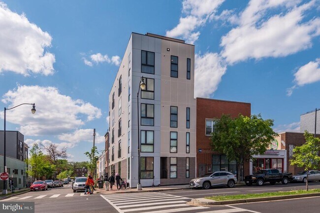 Building Photo - 1100 Bladensburg Rd NE