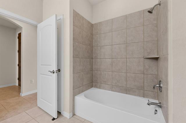 Building Photo - 2717 Strand Ln