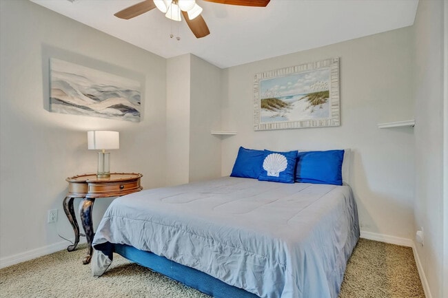 Building Photo - 2529 Croton Ave