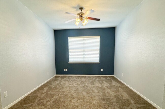 Building Photo - 1050 Forest Haven Ct