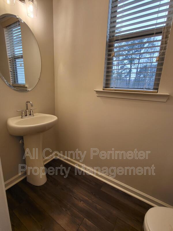 Building Photo - 2789 Aralynn Wy