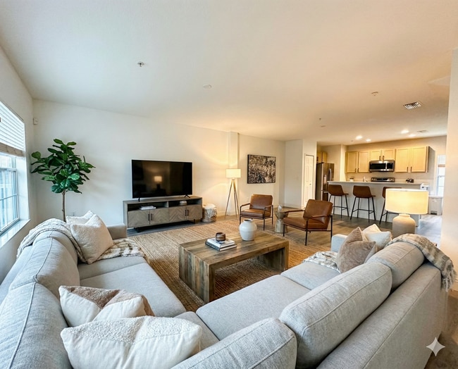 Building Photo - 416 Blue Bayou Ln