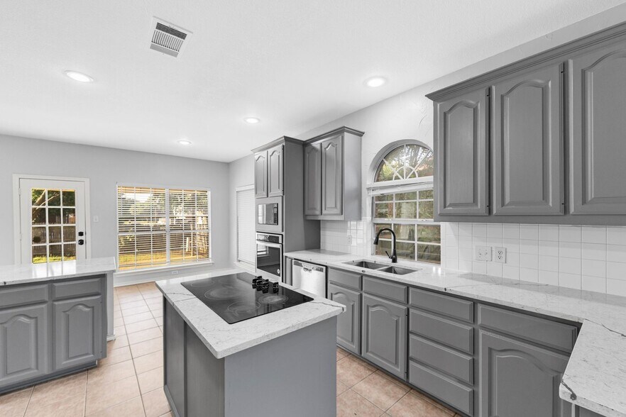 Building Photo - 5200 St Croix Ln