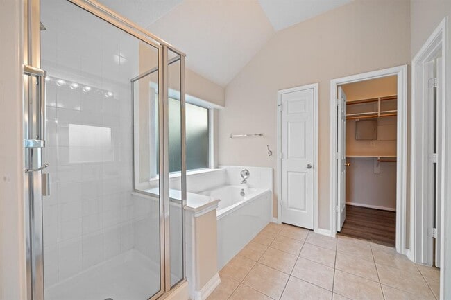 Building Photo - 21002 Normandy Forest Dr