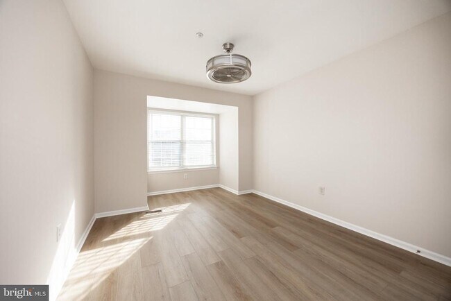 Building Photo - 730 Whitetail Cir