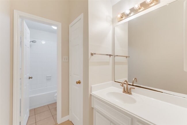 Building Photo - 3931 Shadow Trace Cir