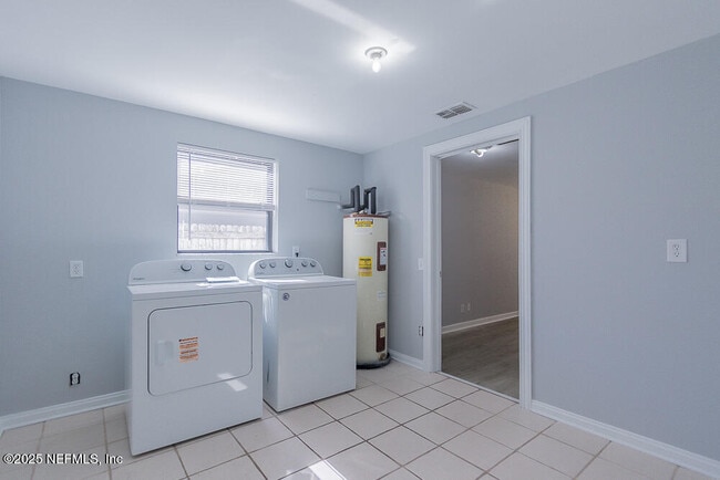 Building Photo - 43 Millie Dr