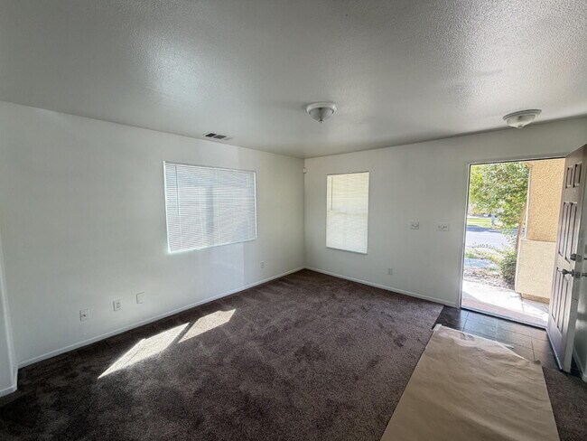 Building Photo - 4370 Mathias Way