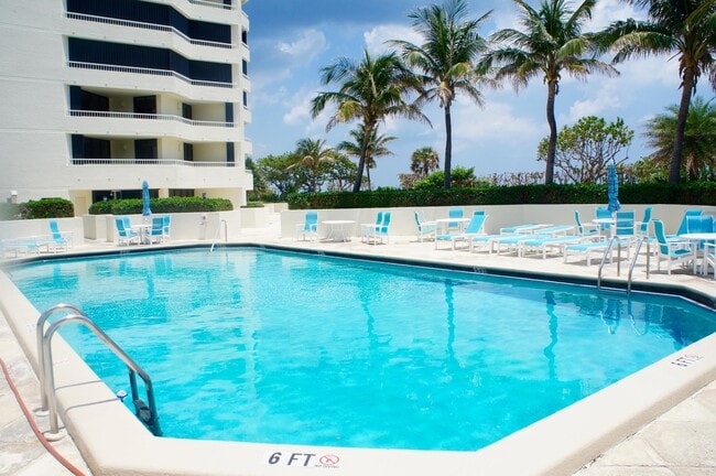 Building Photo - 5070 N Ocean Dr