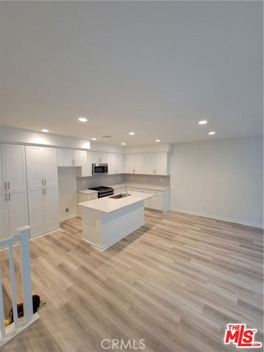 Building Photo - 702 Dusky Creek