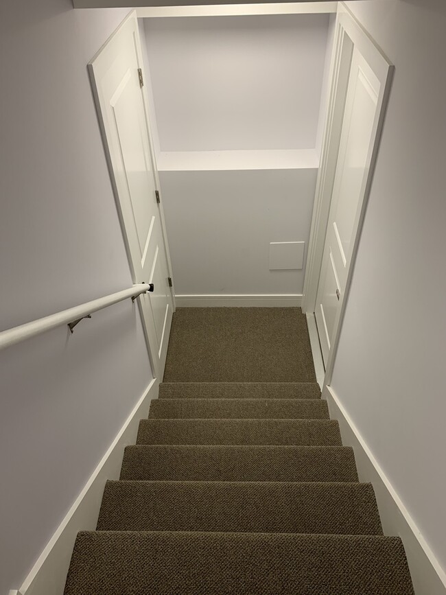 Building Photo - 3706 N Drake Ave