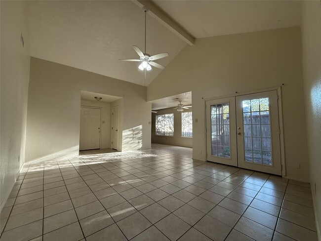 Building Photo - 9811 Mill Shadow Dr