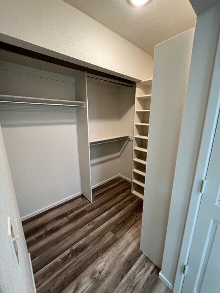 Building Photo - 735 Leisure World