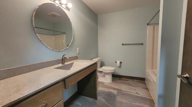 Building Photo - Large Modern 2022 Built 2 Bedroom, 2 Bathroom Accessible Twinhome with 2 Car Attached Garage! - 5...