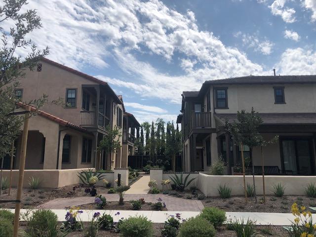 Building Photo - 5431 Tree Farm Lane