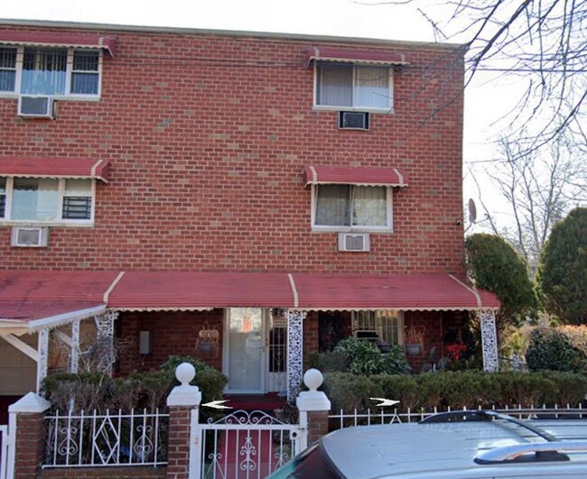 Building Photo - 3600 Harper Ave