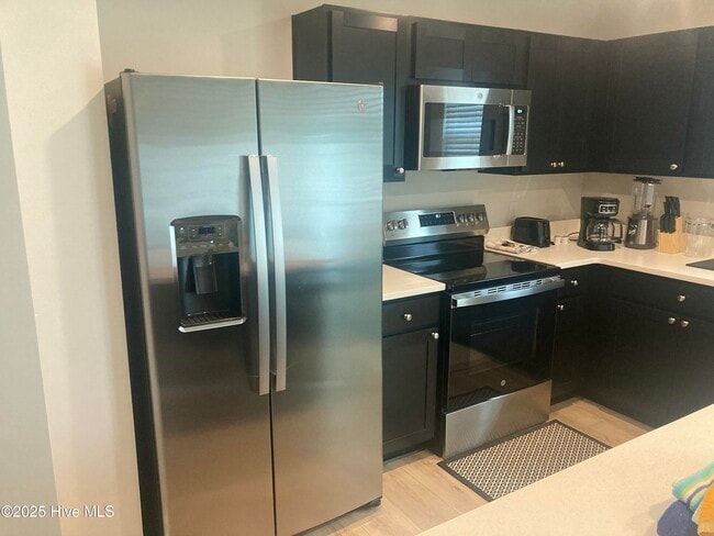 Building Photo - 3226 Edgemead Cir