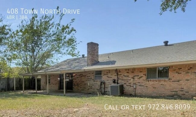 Primary Photo - 408 Town N Dr