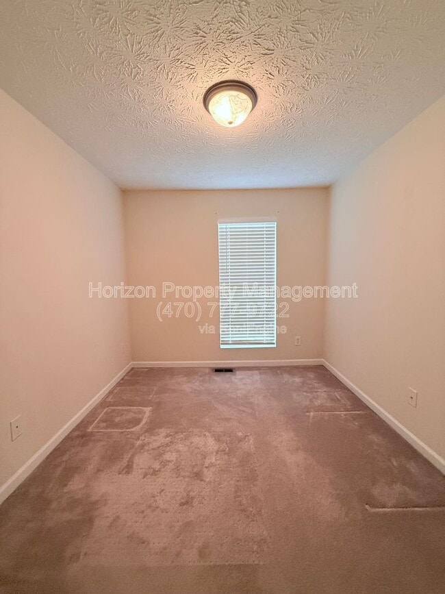 Building Photo - 2863 Creek Bottom Ct