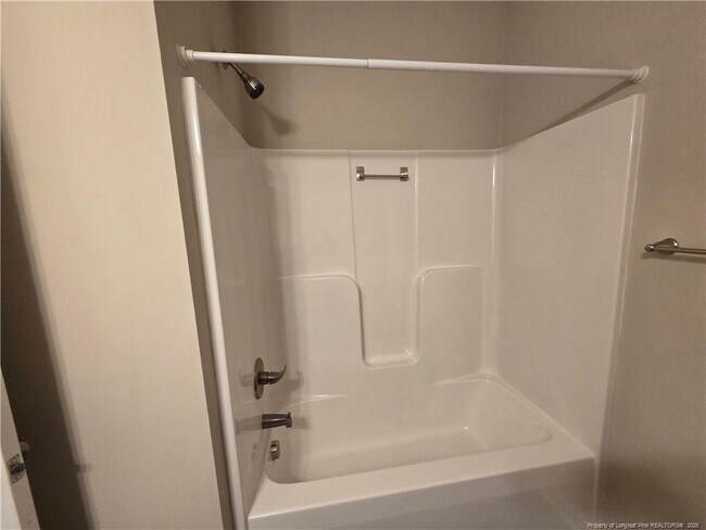 Building Photo - 2044 Stonewash Dr