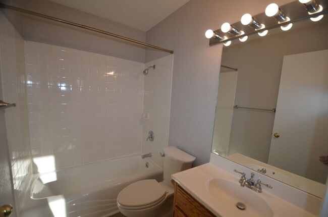 Building Photo - Fairplay home available Now- large fenced yard - Mountain views! Year lease!