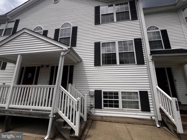 Primary Photo - 3607 Harbor Rd