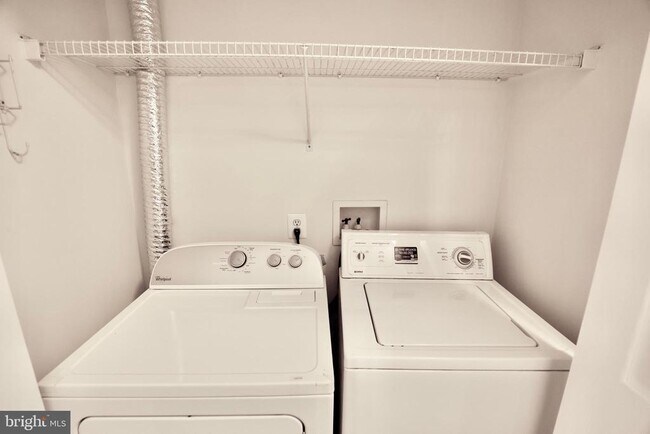 Building Photo - 5928 Founders Crossing Ct