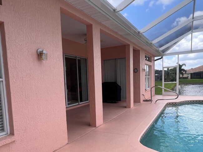 Building Photo - 2BR+Office with sleeper/2BA Single Family ...