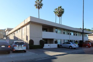 Building Photo - 2031 Paseo Dorado