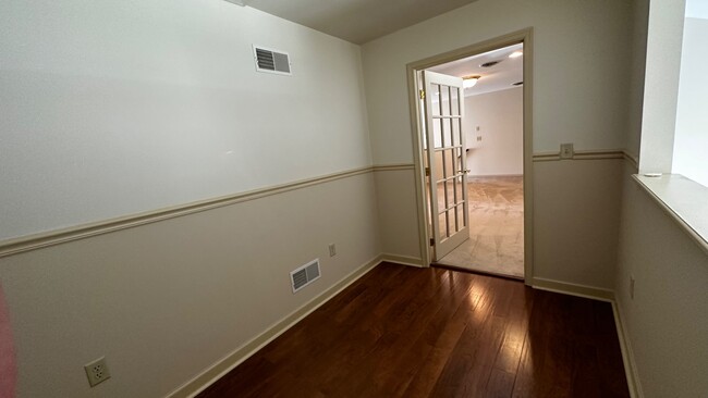 Building Photo - 2157 Bordeaux Court