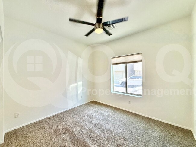 Building Photo - 3113 E Danbury Rd