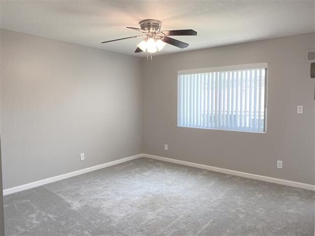 Building Photo - 7415 Charmant Dr