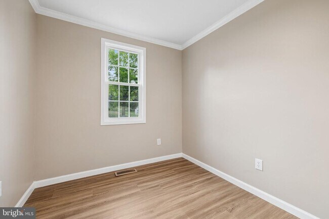 Building Photo - 17360 Tripoli Blvd