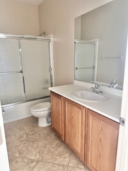 Building Photo - 2603 Solera Moon Dr