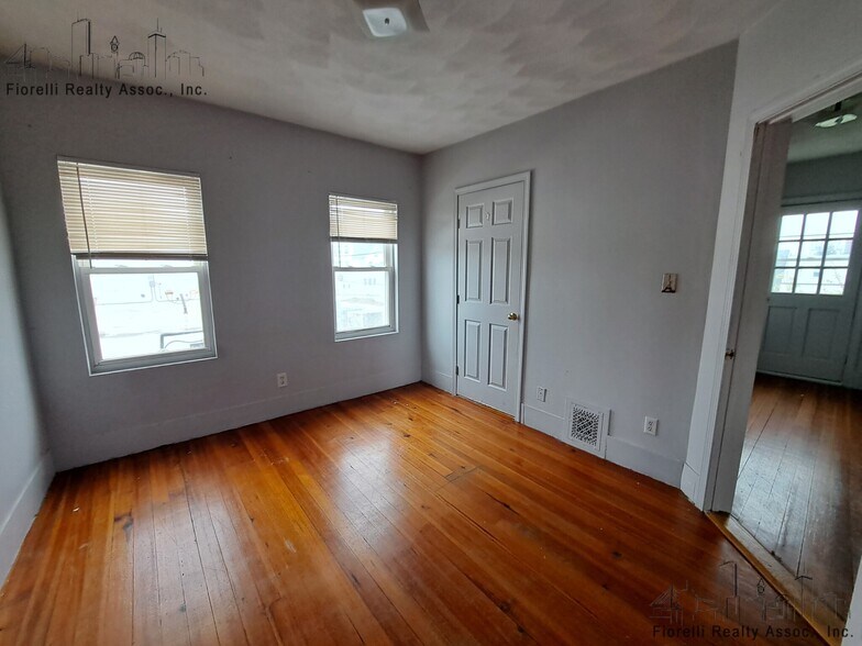 Building Photo - 50 Clark St