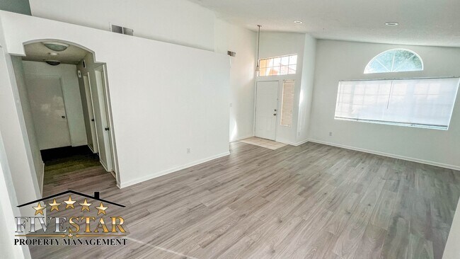 Building Photo - House for Rent on 4605 Mt. Vernon Avenue