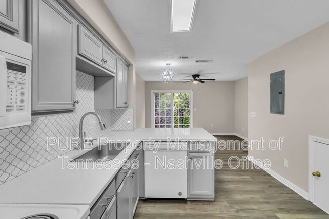 Building Photo - 124 Stewarts Landing Cir