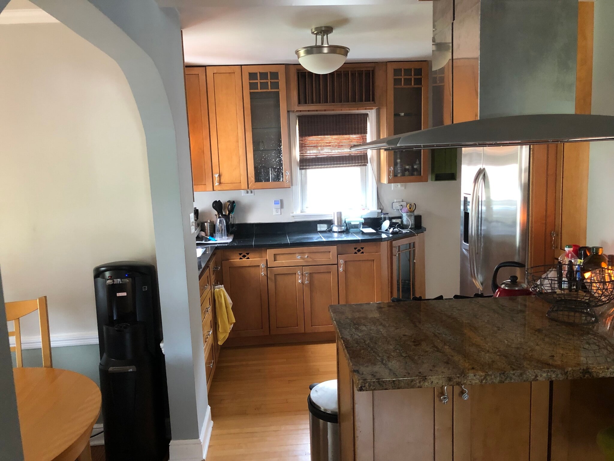 Kitchen - 1571 Whitcomb Ave
