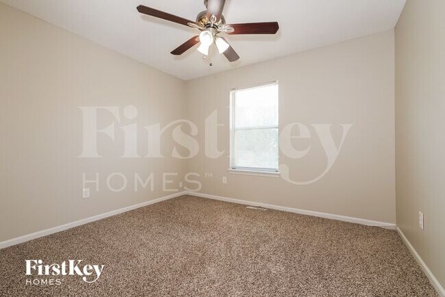 Building Photo - 804 Covey Dr
