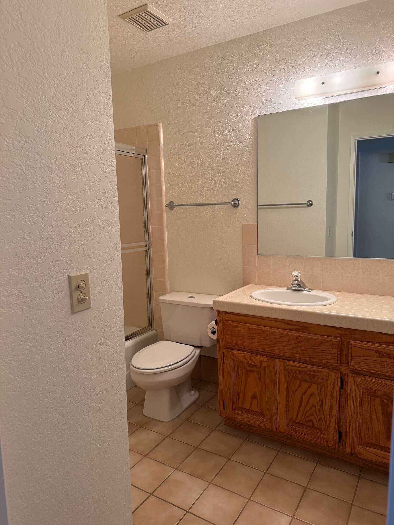 Building Photo - 5603 W Avenue M2