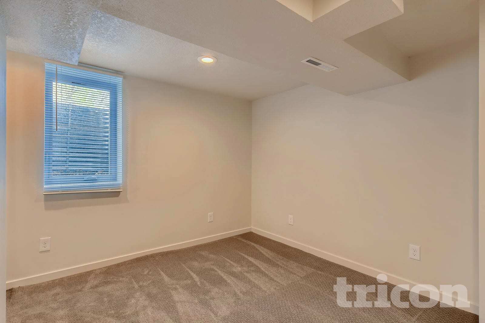 Building Photo - 7317 Clinton Ave