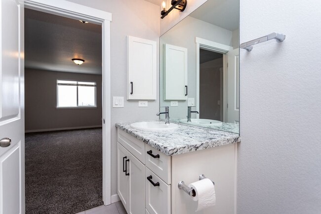 Building Photo - Spacious 5-Bedroom Home with Finished Base...