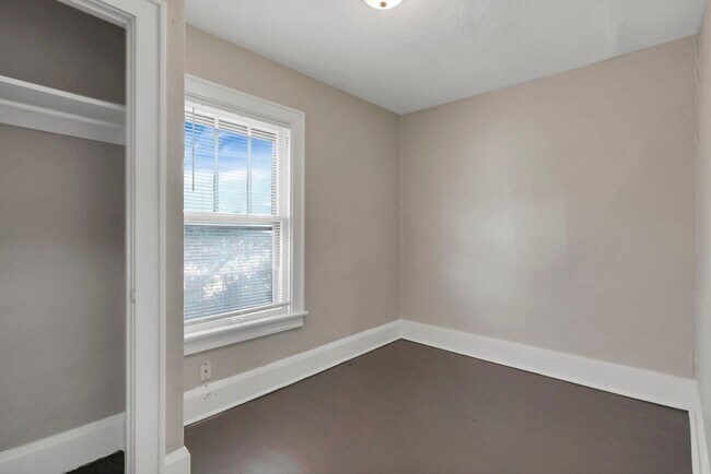 Building Photo - 2709-2711 Sullivant Ave