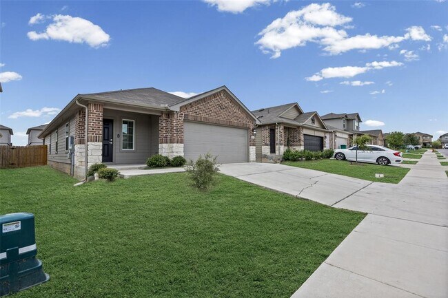 Building Photo - 11801 Rush Ln