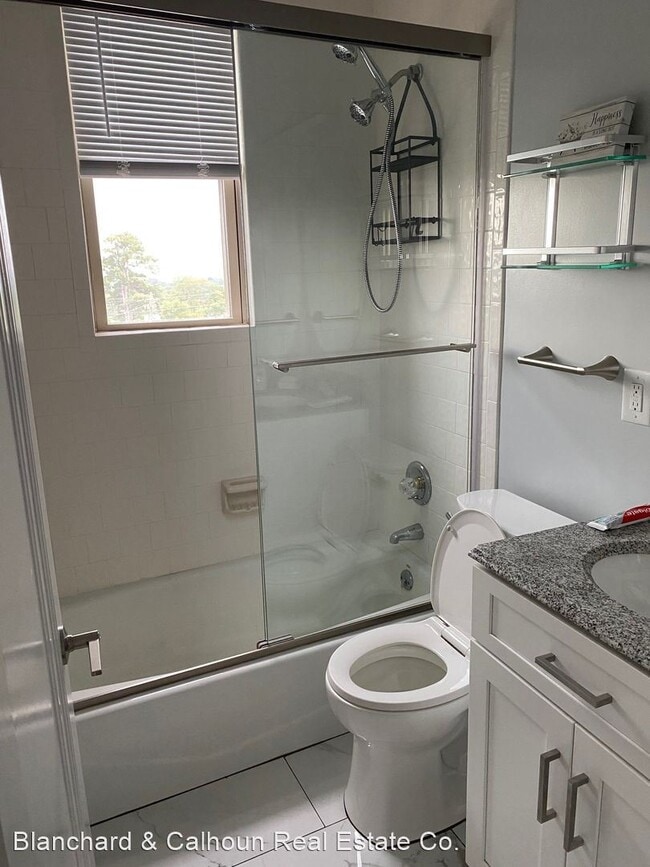 Building Photo - 1 br, 1 bath House - 2068 Walton Way Unit 303