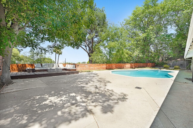 Pool - 22819 Gershwin Dr