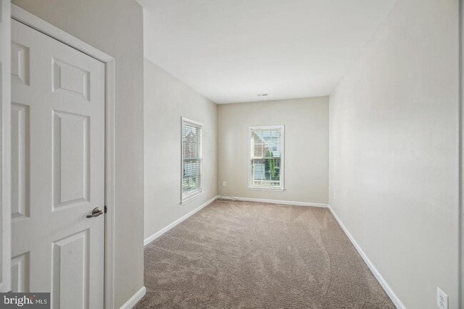 Building Photo - 9050 Galvin Ln